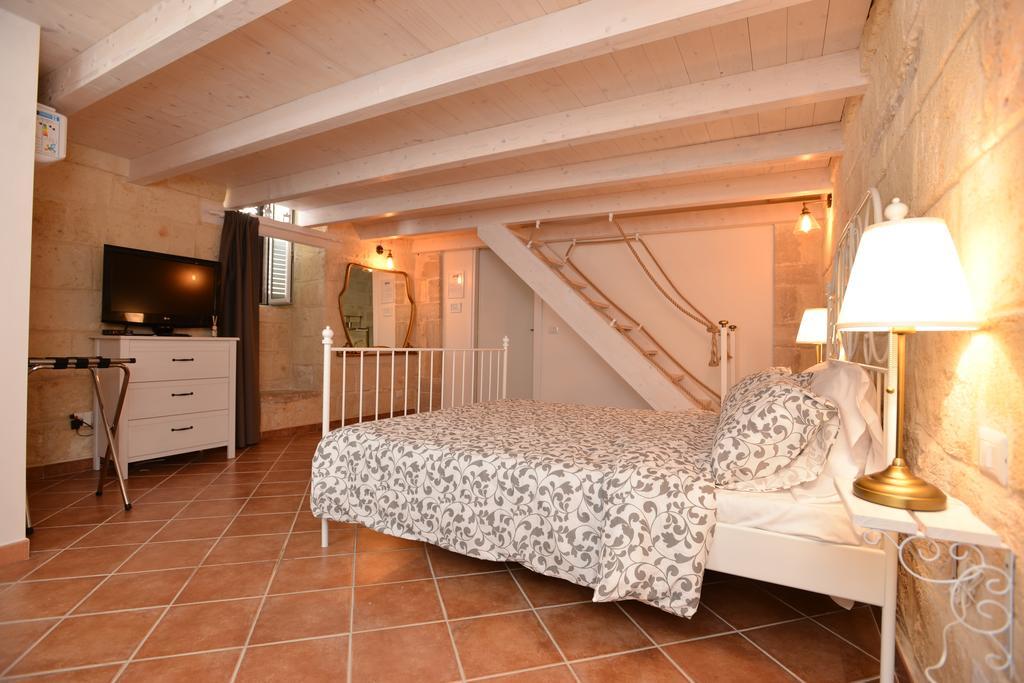 Cittadella28 Like At Home Trani Exterior foto